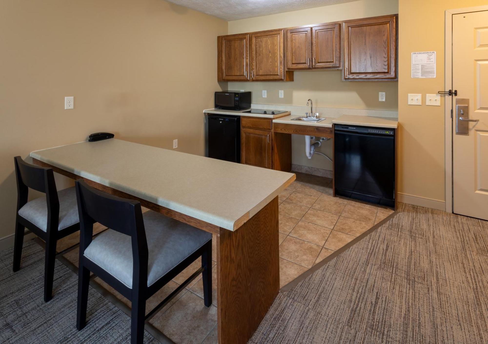 Grandstay Inn & Suites Of Luverne Bagian luar foto