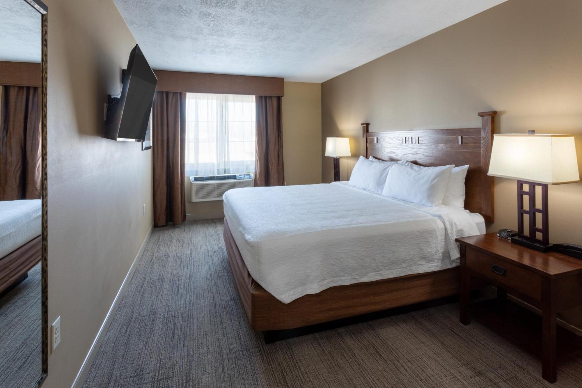 Grandstay Inn & Suites Of Luverne Bagian luar foto