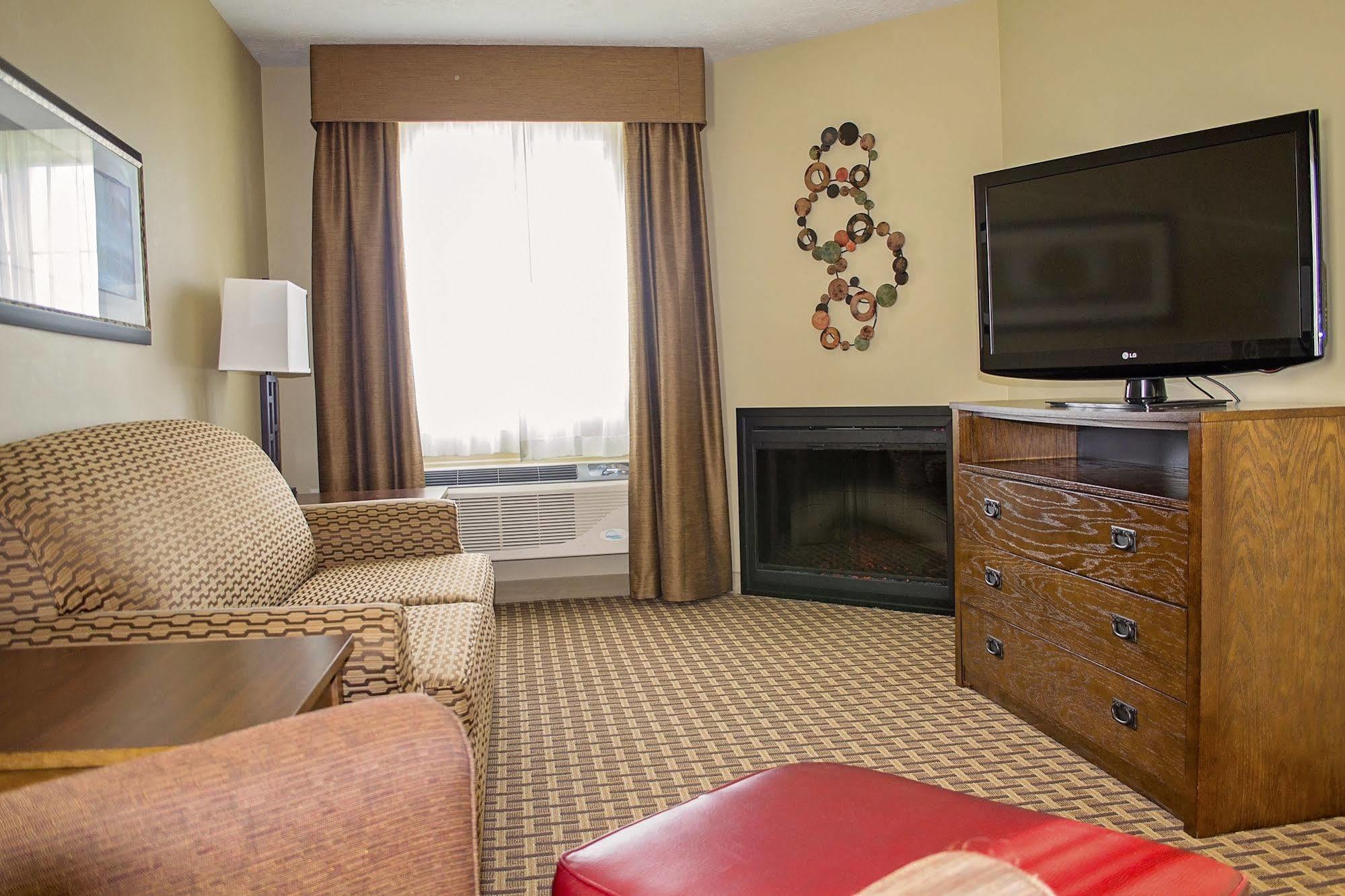 Grandstay Inn & Suites Of Luverne Bagian luar foto