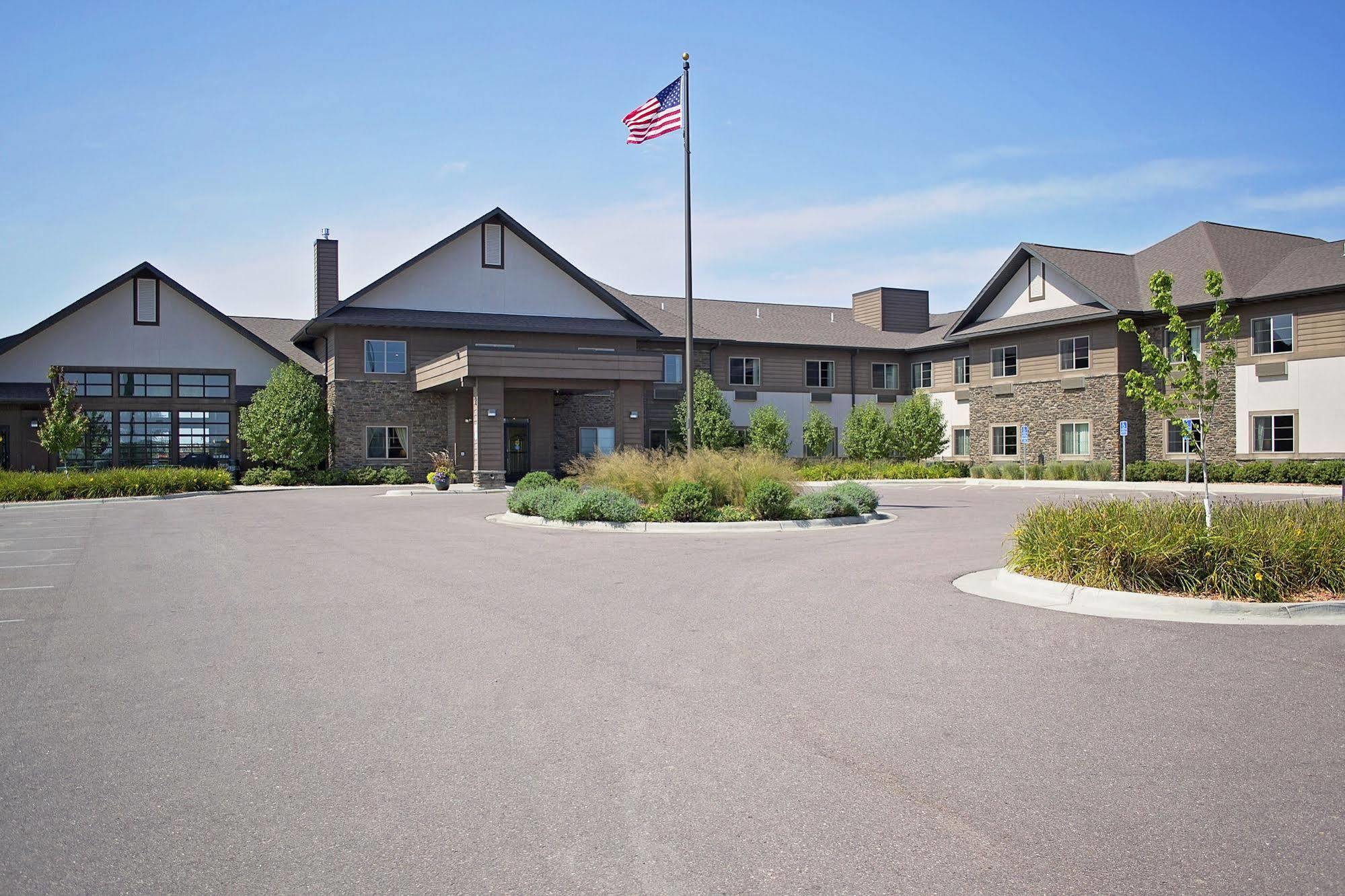 Grandstay Inn & Suites Of Luverne Bagian luar foto